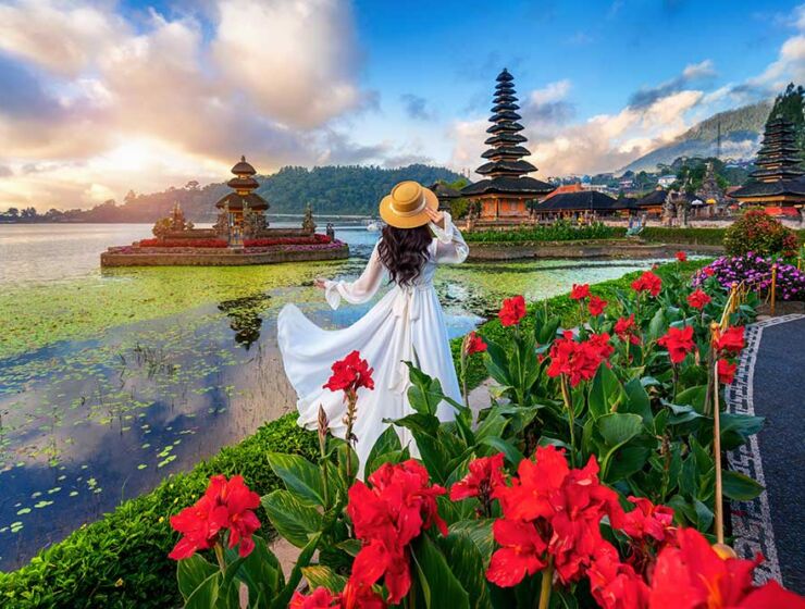 Pura ulun danu bratan temple bali